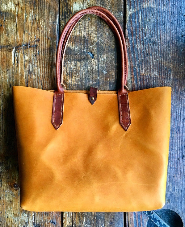 the Leonardo tote-